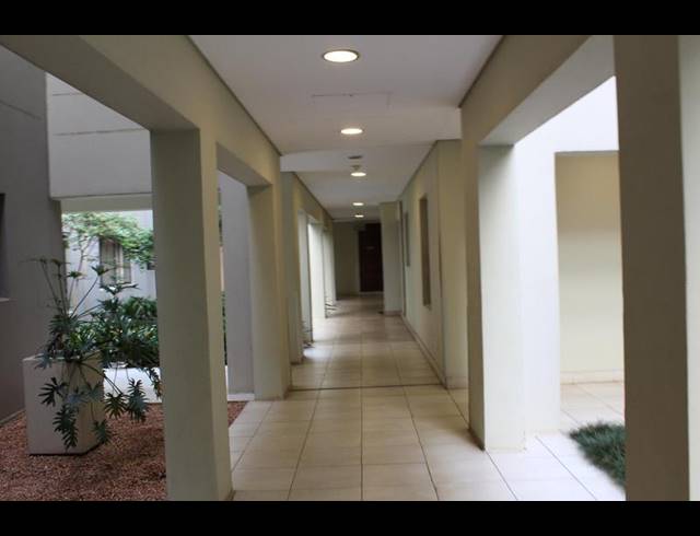 2 BEDROOM PROPERTY TO RENT IN BEDFORD GARDENS